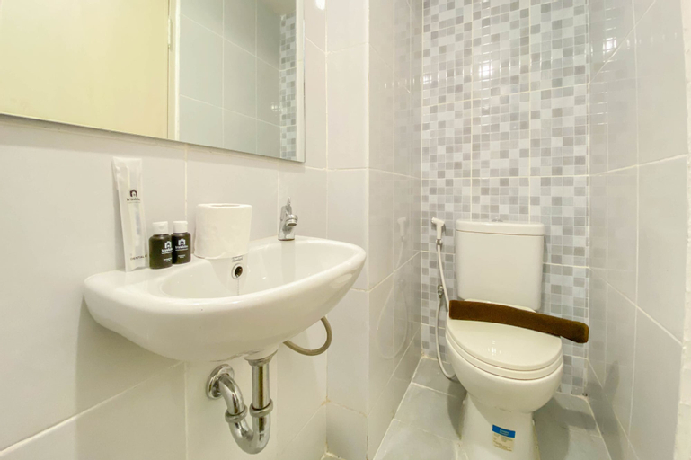 Bathroom 7