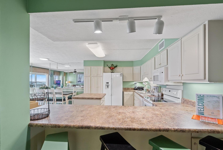 Dining Room 17