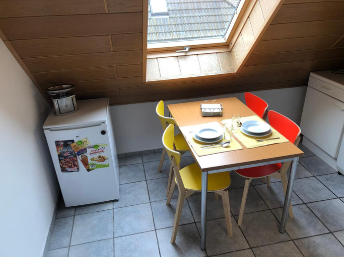 Others 5, Monteur - Privat Zimmer Langerwehe Geich, Düren