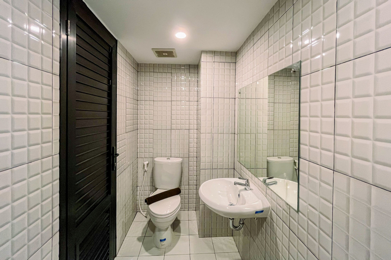 Bedroom 3, Homey And Comfort Stay Studio De Prima Apartment, Medan