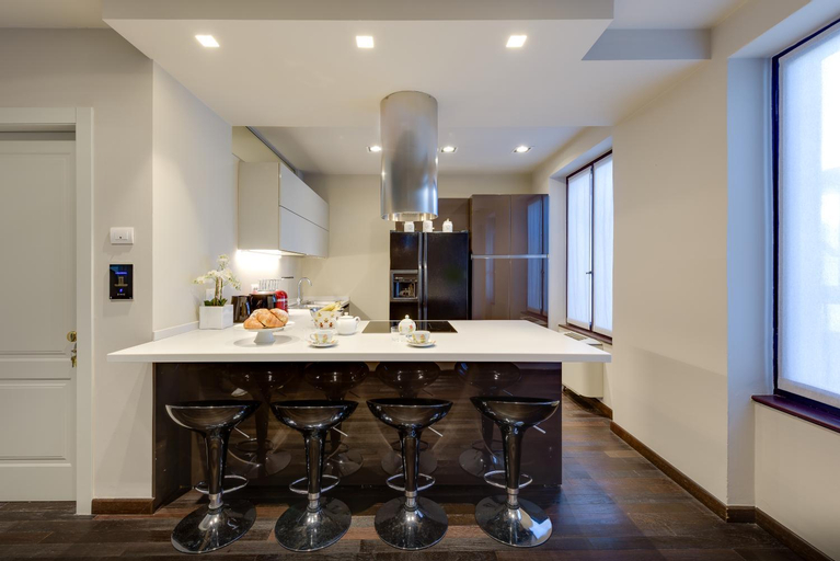 Dining Room 5
