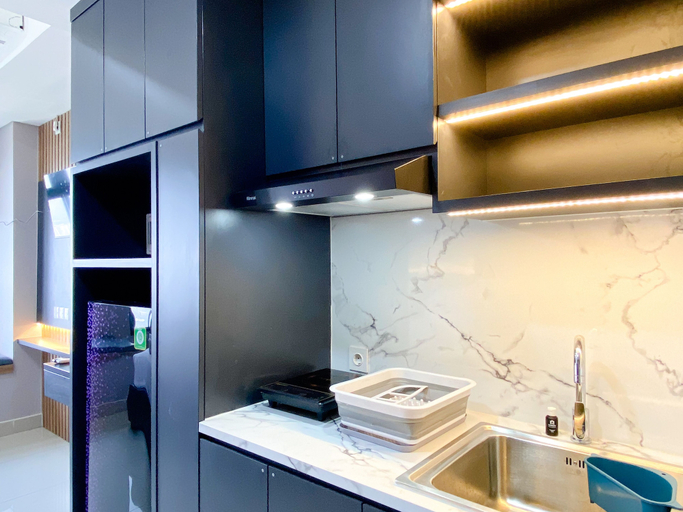 Others 5, Cozy Studio High Floor Pollux Chadstone Apartment, Cikarang
