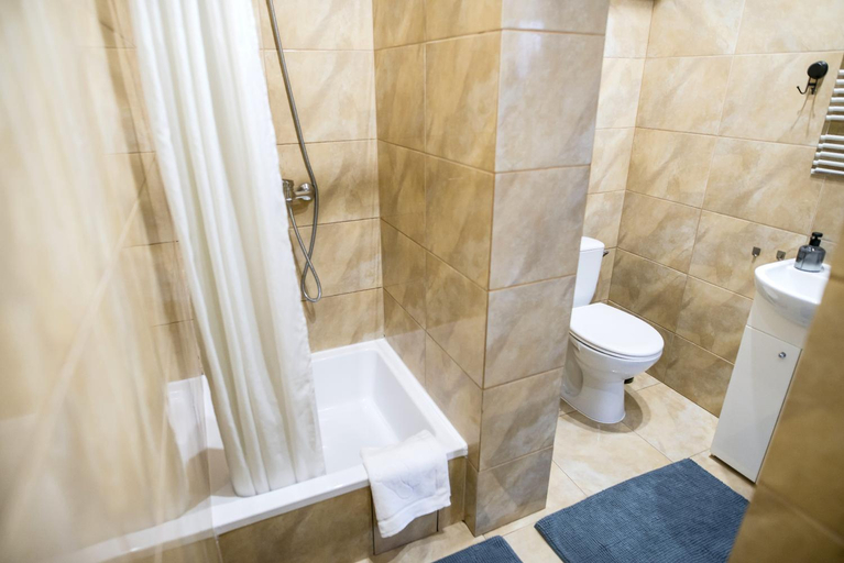 Bathroom 2, Apartamenty Centrum Biskupiec, Olsztyn