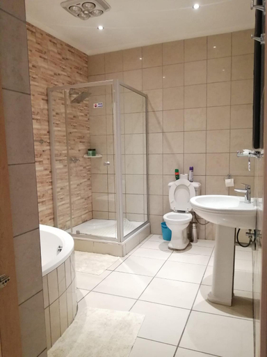 Others 5, Esperanca Guesthouse, Windhoek West