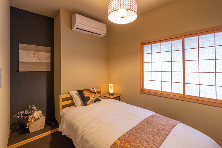 Bedroom 3, Uzushio - Self Check-In Only, Osaka