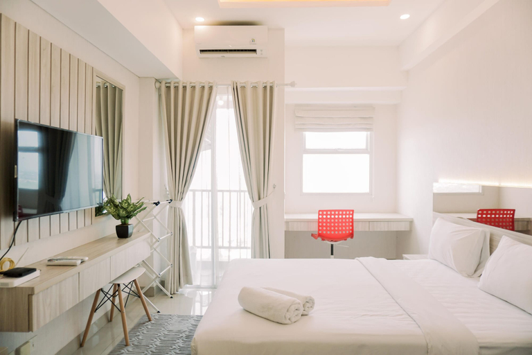 Bedroom 3, Simply Look Studio At Parkland Avenue Apartment, South Tangerang