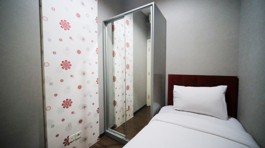 Bedroom 3, Best Location And Tidy 2Br Apartment At Trillium Residence, Surabaya