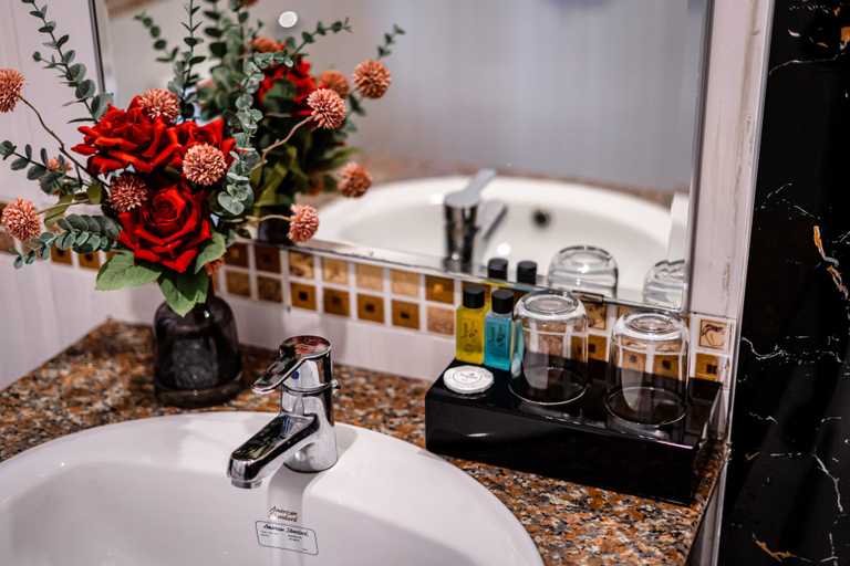 Bathroom 5, La Casona Boutique Hotel, District 7