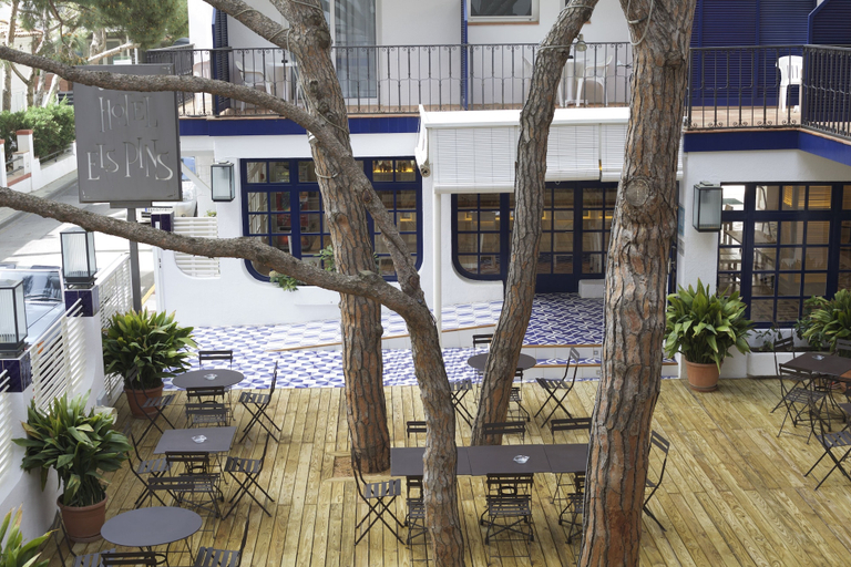 Exterior & Views, Hotel Els Pins, Girona