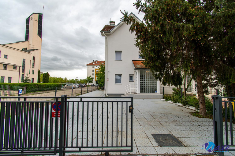 Others 5, MODERN apartments WAVE near the AIRPORT, Velika Gorica