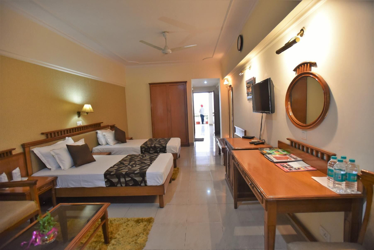 Bedroom 4, Ganga Resort, Garhwal