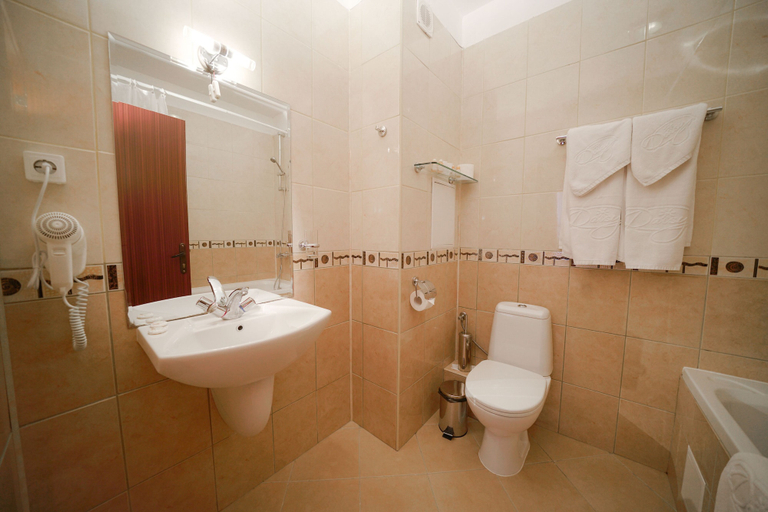 Bathroom, Flora Residence Daisy, Samokov