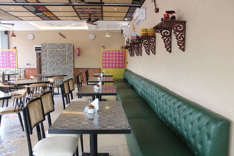 Food & Drinks 5, Hotel Grand Nitara, Garhwal