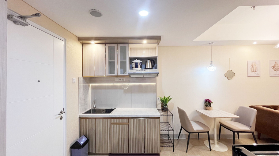 Dining Room 6