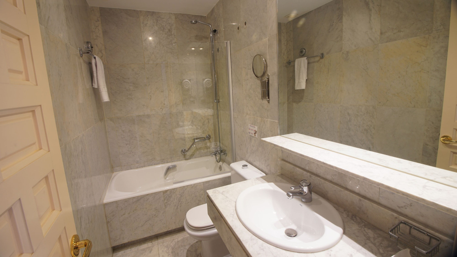 Bathroom 4, HOTEL RIAZA, Segovia