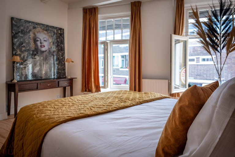 Bedroom 2, Monroe’s stay, Deventer