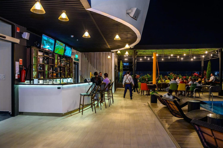 Food & Drinks 4, Doubletree By Hilton Guayaquil, Guayaquil