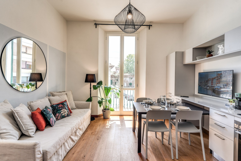 Others 4, AwesHome Luxury Apartment, Pisa