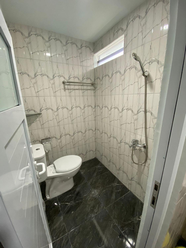 Bathroom 6