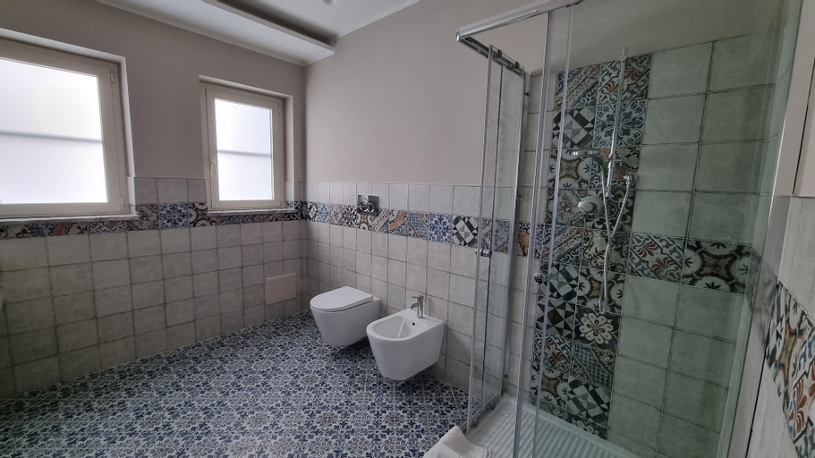Bathroom 6