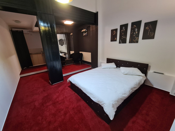 Others 3, Karma caffe&rooms, Municipiul Bucuresti