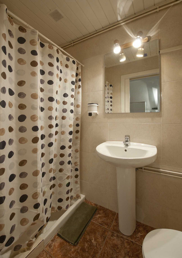 Bathroom 3, Hostalet De Barcelona, Barcelona
