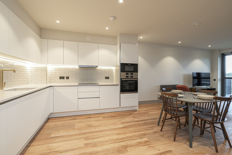 Others 5, Chic Modern North London Flat, London