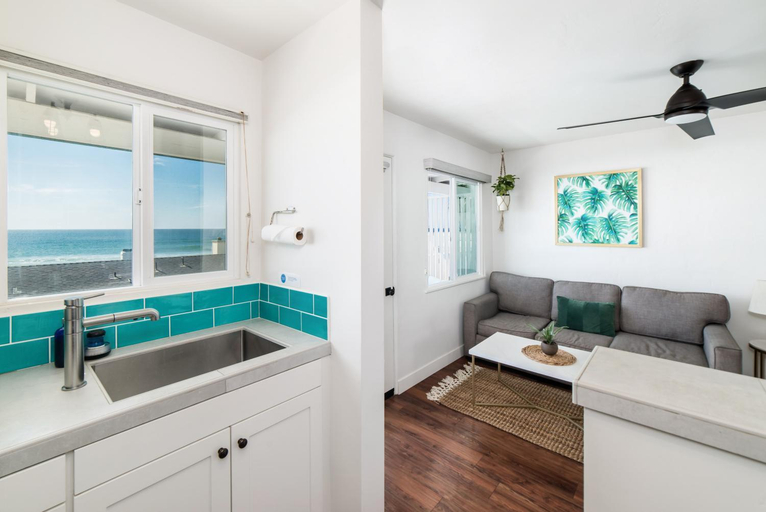 Others 4, Pacific Villas, San Diego