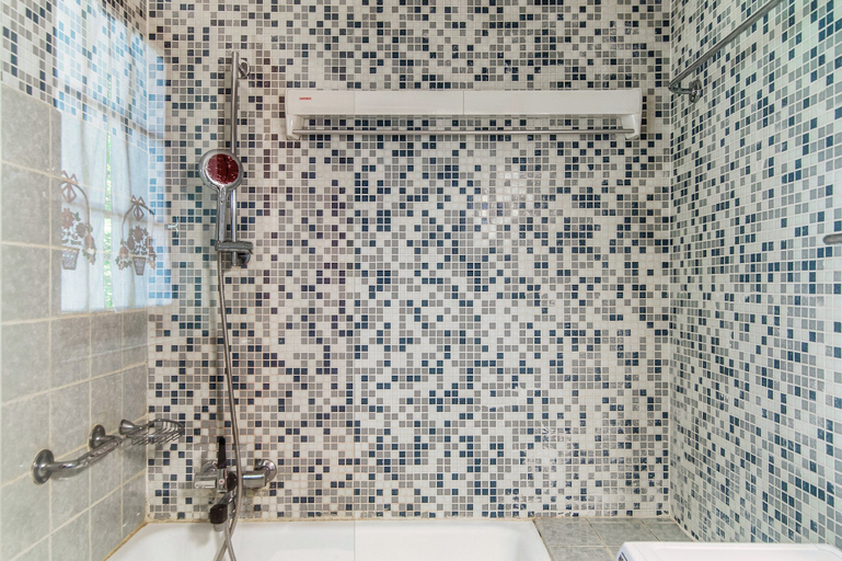 Bathroom 5, Casa al Fiume, Locarno