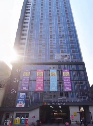 Exterior & Views 2, Daegu Dongseongro Star B&B Business Hotel, Buk