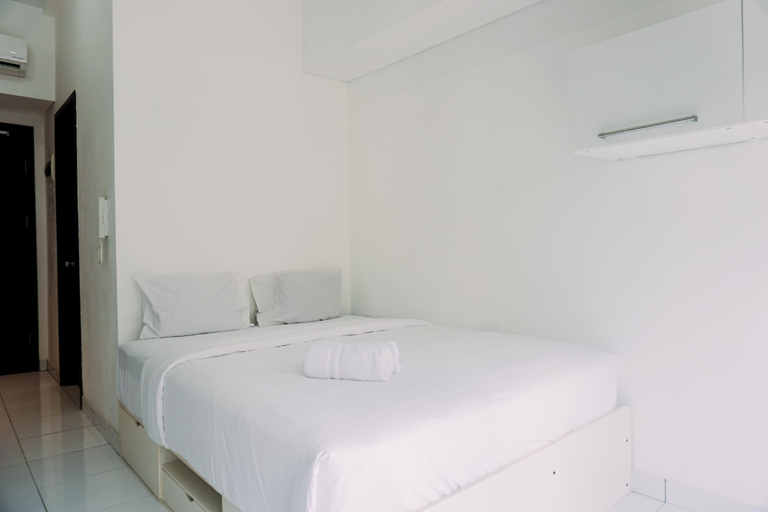 Bedroom 4, Homey And Good Deal Studio Casa De Parco Apartment, Tangerang