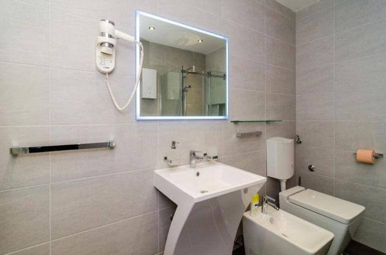 Bathroom 2, Sunny rooms, Dubrovnik