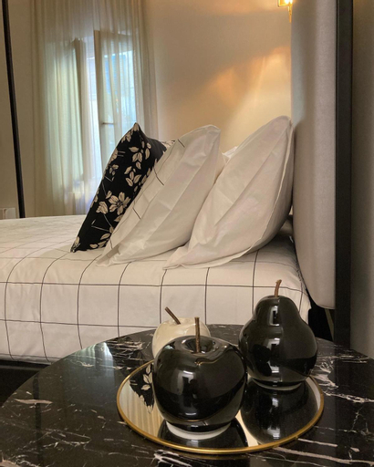 Bedroom 2, "A casa di Giacomo" Luxury Rooms con aria condizionata, Bergamo
