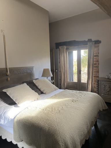 Bedroom 3, Les Jardins de la Tour, Ain