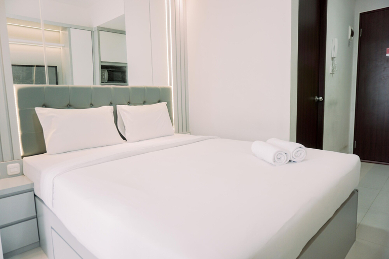Bedroom 2, Restful And Well Furnished Studio Transpark Bintaro Apartment, Tangerang Selatan