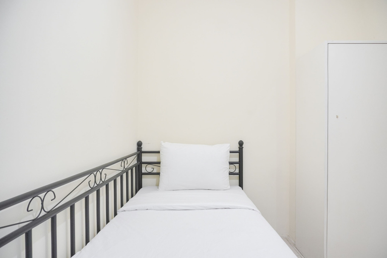 Bedroom 4, Homey And Comfortable 2Br Tifolia Apartment, East Jakarta