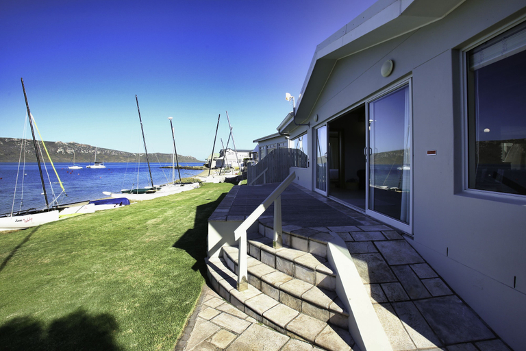 Exterior & Views, Sandbaai Villa Langebaan 7 sleeper, West Coast