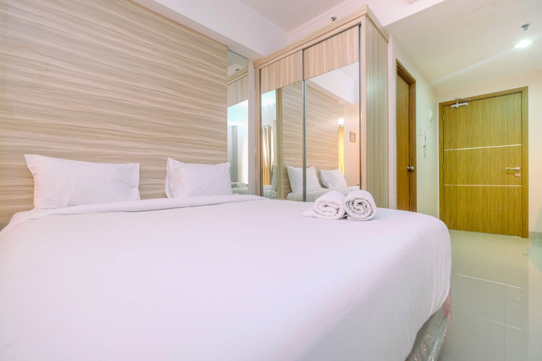 Bedroom 3, Warm and Homey Studio at The Oasis Cikarang Apartment, Cikarang