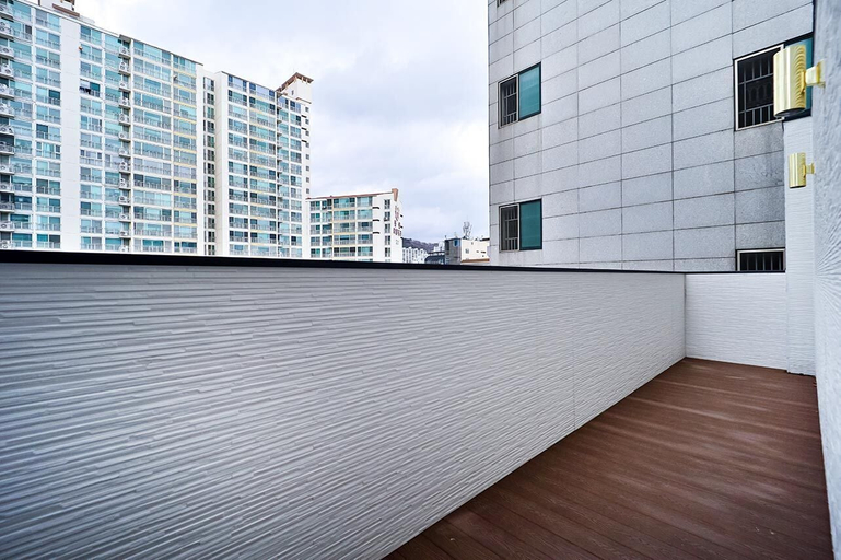 Exterior & Views 2, Den Basta Hotel Daeyeon, Nam