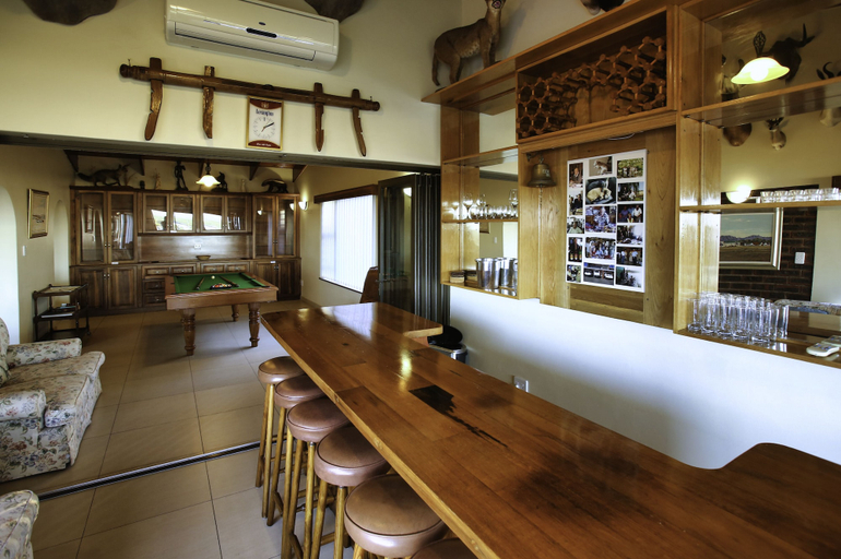 Food & Drinks 4, Dasklip Langebaan 8-sleeper, West Coast