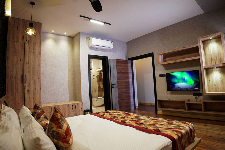 Bedroom 3, Amã Stays & Trails Whispering Pines, Bhimtal, Nainital