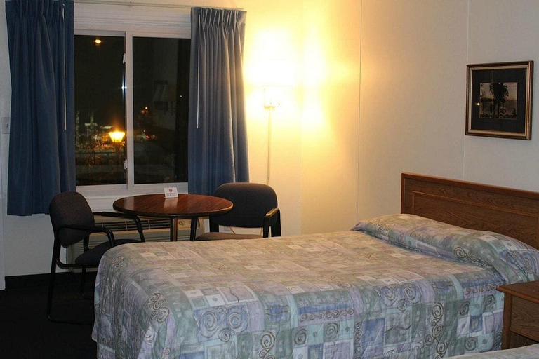 Bedroom 2, 27 Lincoln, Saratoga