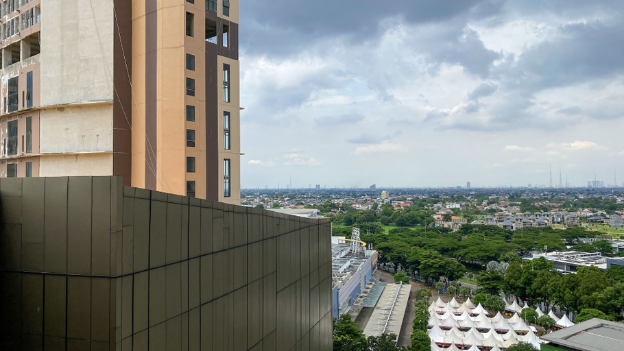 Exterior & Views 2, Best And Homey Studio At Transpark Bintaro Apartment, Tangerang Selatan