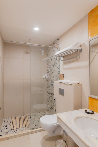 Bathroom 5, Bedzzz Xclusiv Morjim, Goa By Leisure Hotels, North Goa