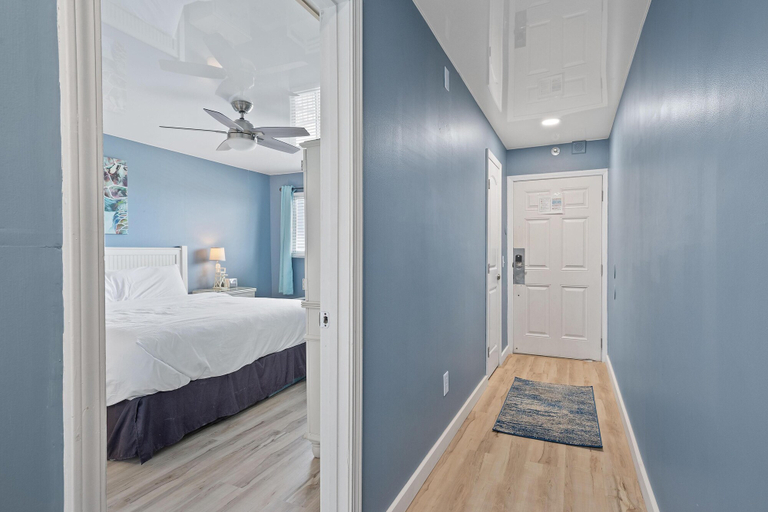 Bedroom 2, The Summit 1408, Bay