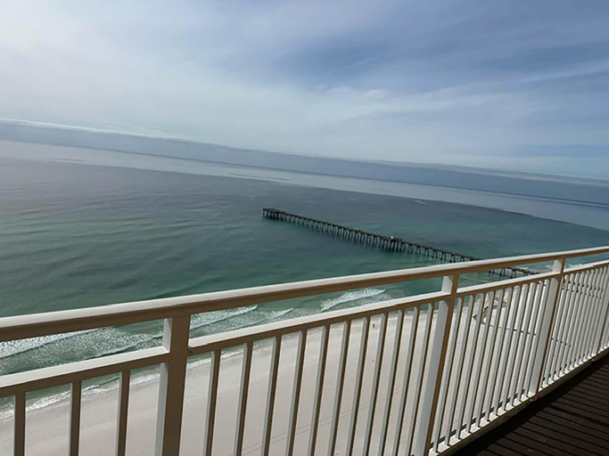 Others 5, Sterling Reef 1904- Penthouse, Bay