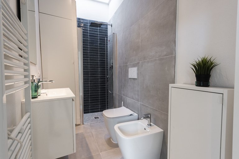 Bathroom 4, Torrigiani View by Mmega, Florence