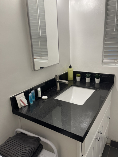 Bathroom 3, Hollywood Business Suites, Los Angeles