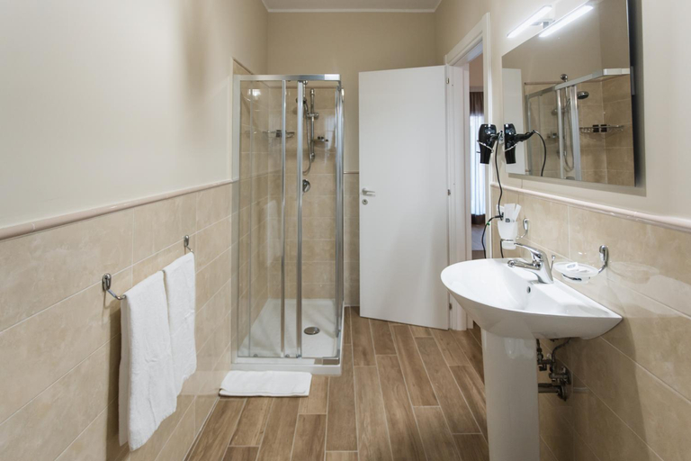 Bathroom 3, Oasi Perla Del Mare Rooms, Catania