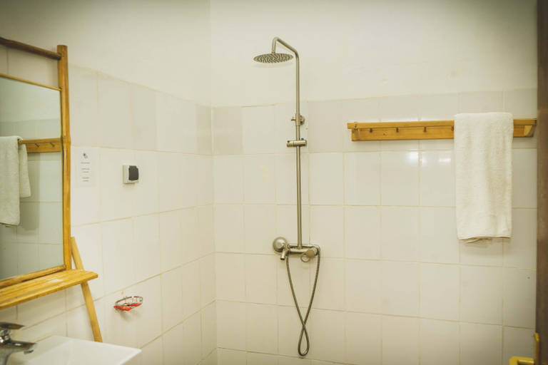 Bathroom 3, Isange Paradise Resort, Musanze